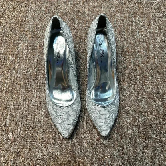 Wild Rose bedazzled NWOT size 10 - Picture 5 of 8